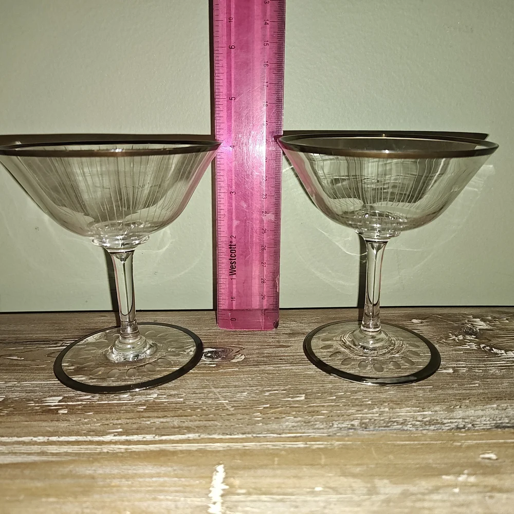 Set Of 2 Vintage Etched Champagne Glasses